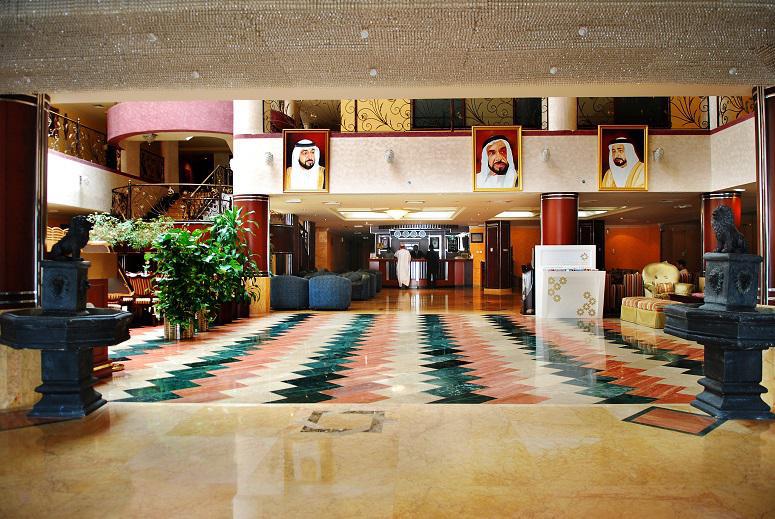 Al Bustan Hotel Charjah Extérieur photo