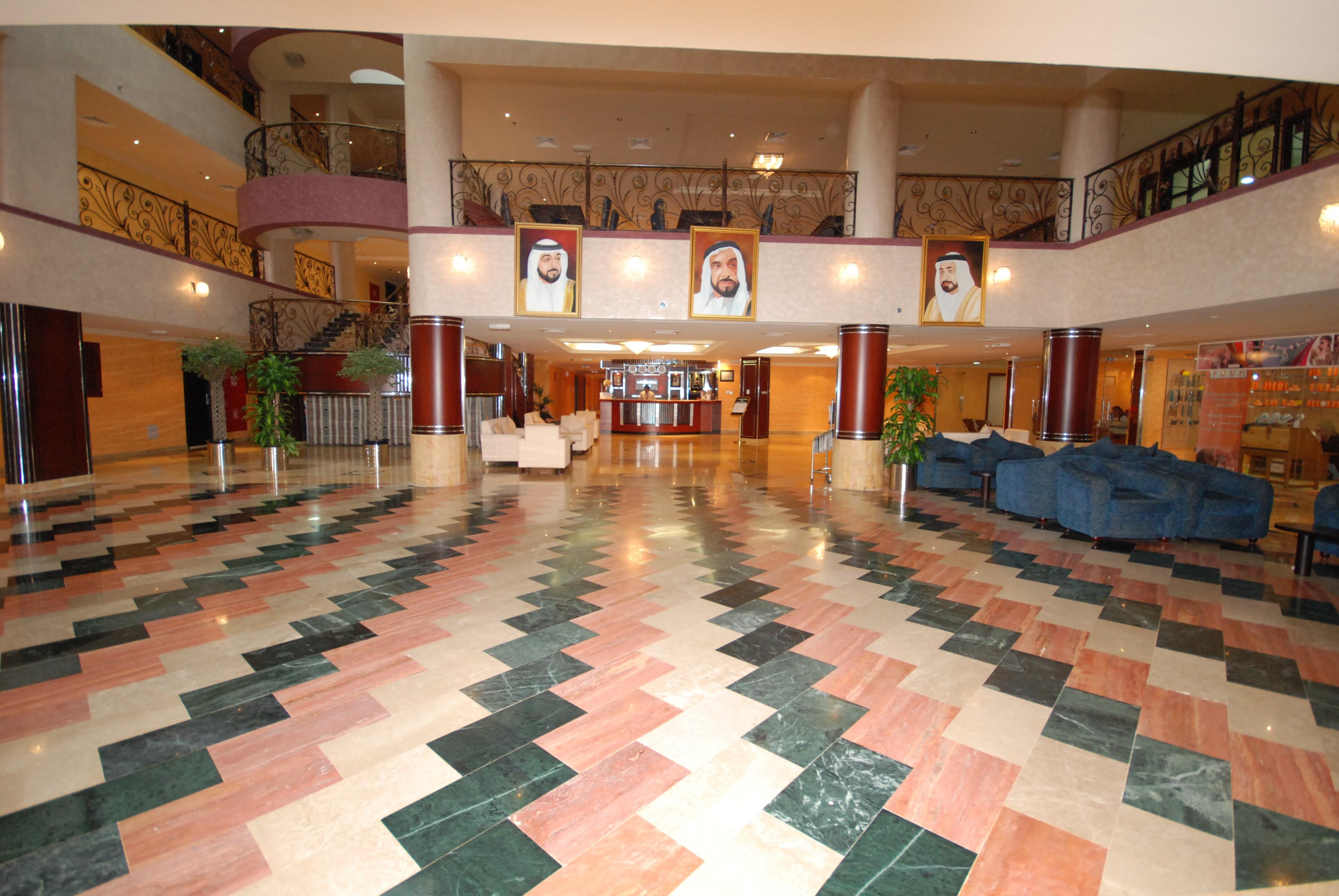 Al Bustan Hotel Charjah Extérieur photo